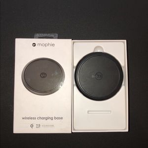 Mophie Wireless Charging Bass